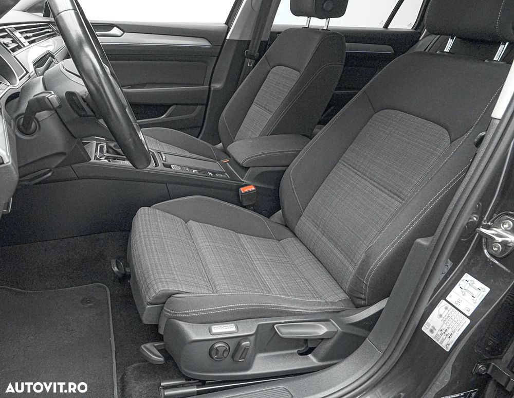 VOLKSWAGEN Passat 2022 — imagine 13