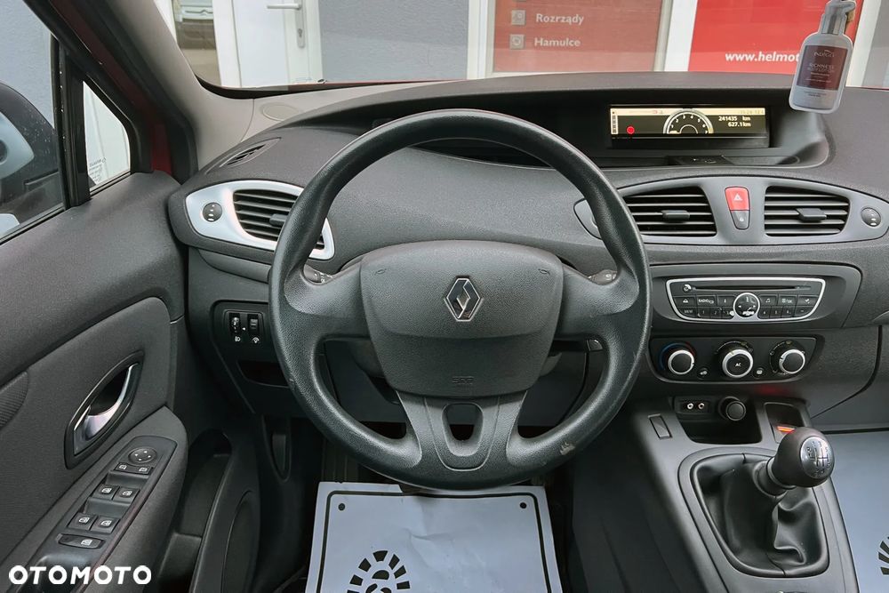 Renault Grand Scenic - 20