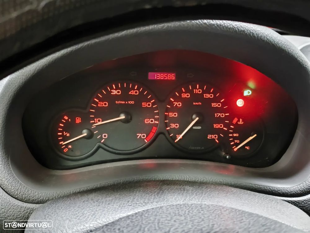 Peugeot 206 1.1 XR Présence - 7