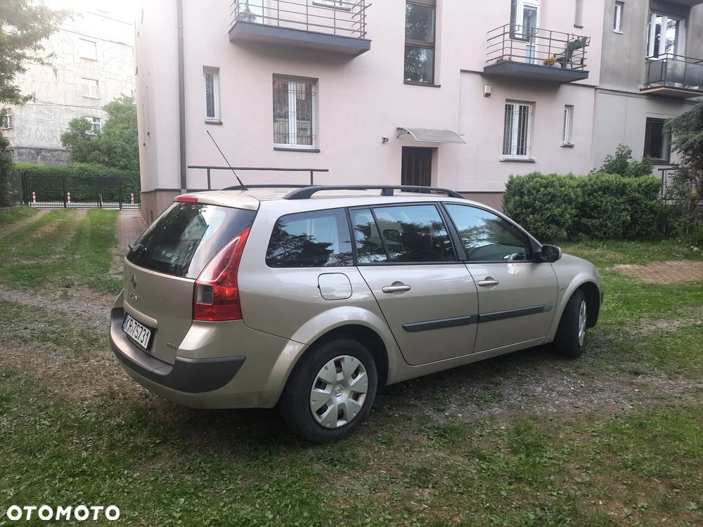 Renault Megane 1.6 16V Confort Authentique - 3
