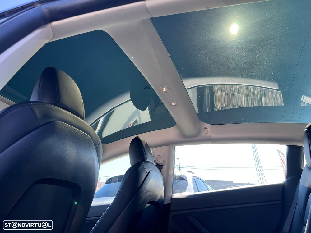 Tesla Model 3 AWD Dual Motor - 12