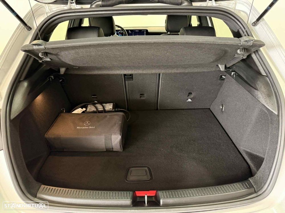 Mercedes-Benz A 250 e Style Plus - 25