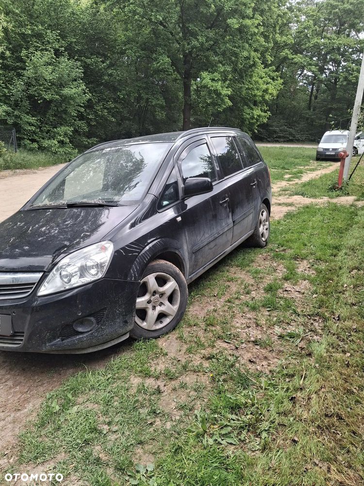 Opel Zafira - 2