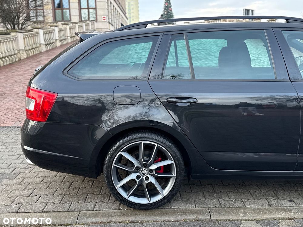 Skoda Octavia 2.0 TSI RS DSG - 25