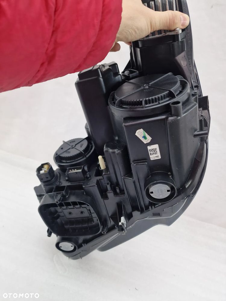 OPEL CROSSLAND X 17- PRAWA LAMPA PRZEDNIA PRZÓD ZWYKŁA + LED , NR 13467968 , NR AUKCJI LPP16 - 18