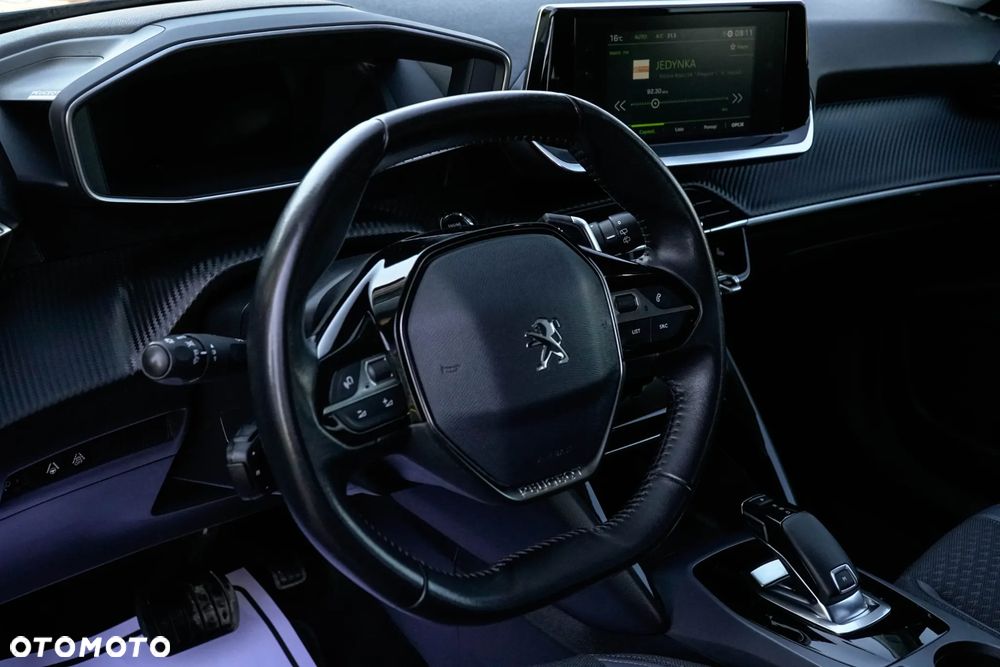 Peugeot 2008 BlueHDi 130 EAT8 Allure Pack - 26