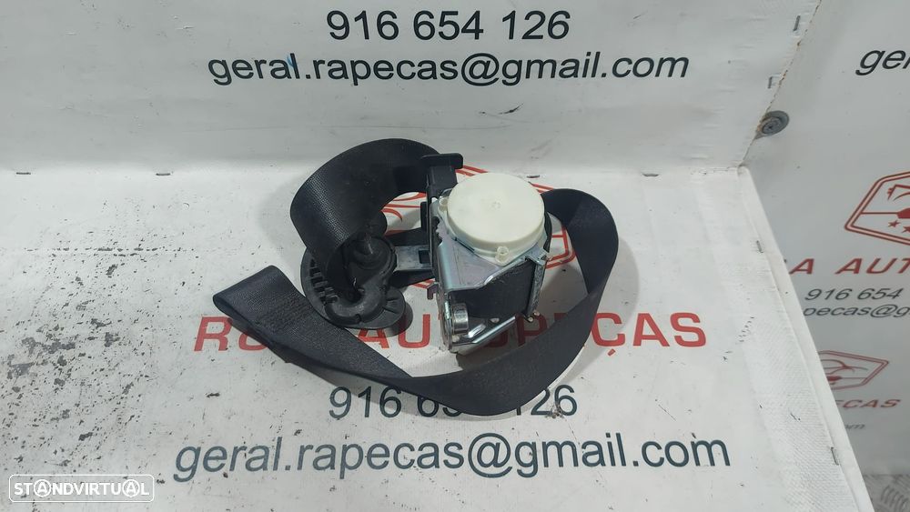 Cinto de Segurança Frente Direito BMW Série 1 E82 Coupé 340032681 Original - 3