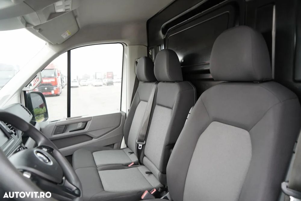 Volkswagen CRAFTER / 2.0 D / VAN TABĂ / GVW: 3500 KG / 2018 / IMPORTAT / DUPĂ CONTRACTUL DE SERVICE - 26