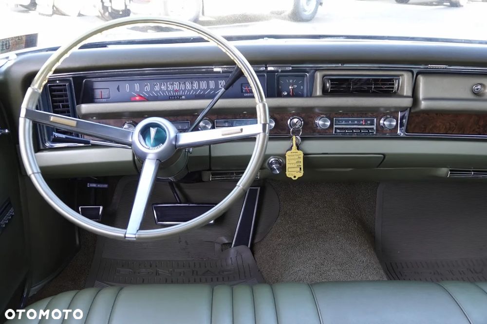 Pontiac Bonneville - 28