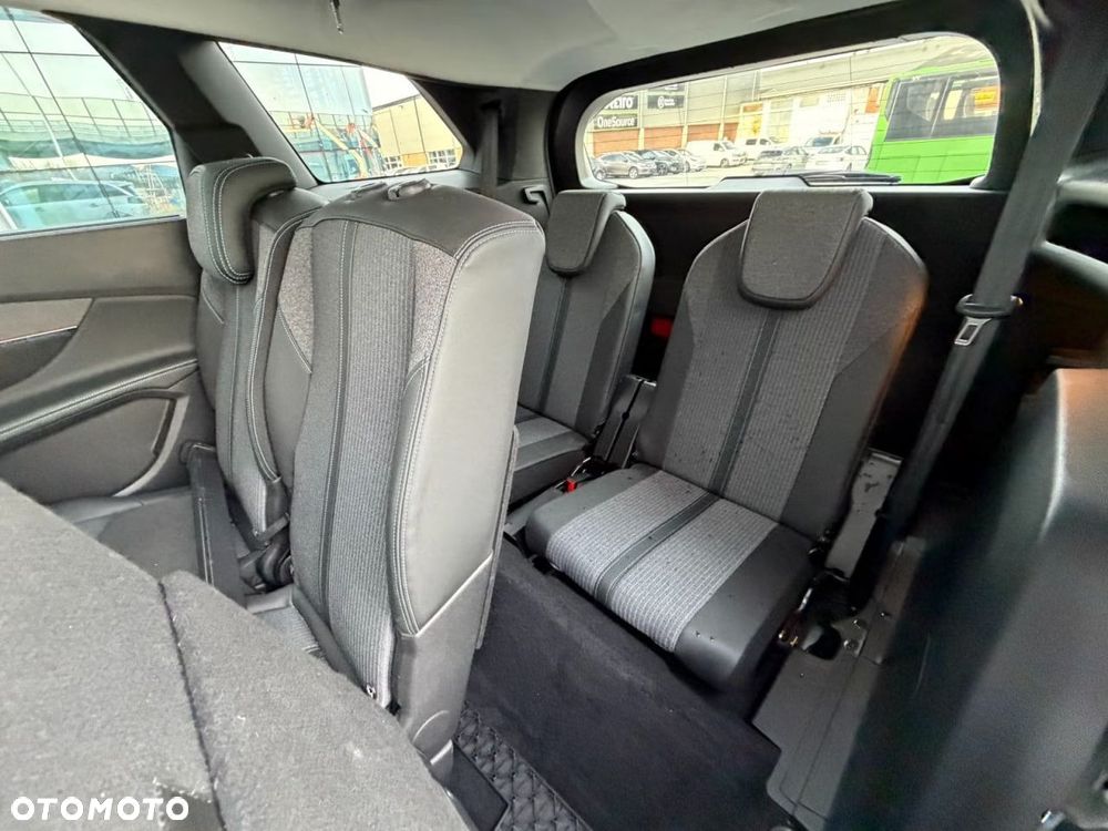 Peugeot 5008 BlueHDi 130 EAT8 Allure - 30