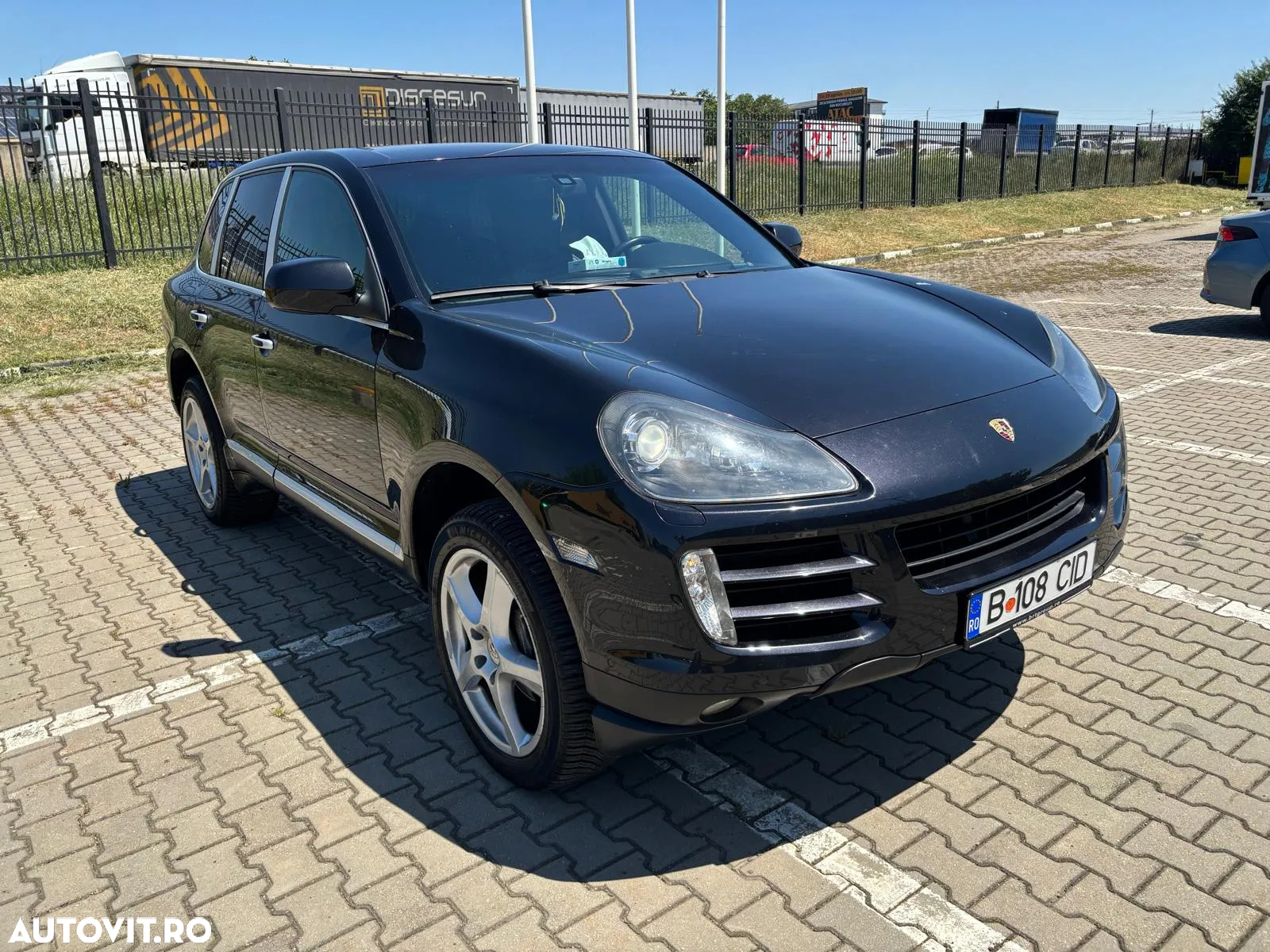 Porsche Cayenne 3.0 L V6 - 2