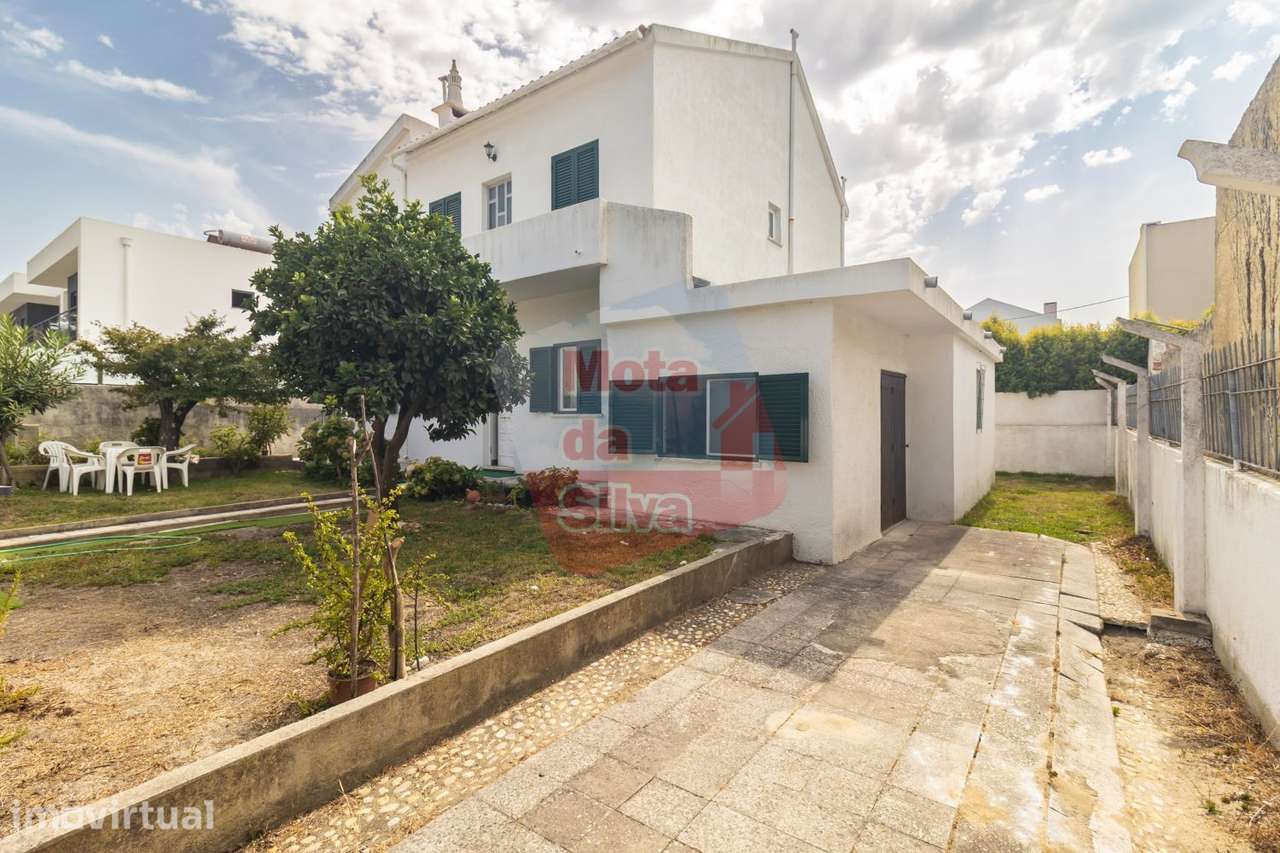 Excelente moradia na Aroeira  Charneca da Caparica - Grande imagem: 2/32