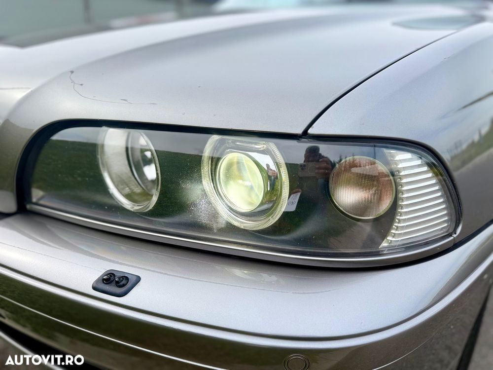 BMW Seria 5 - 12