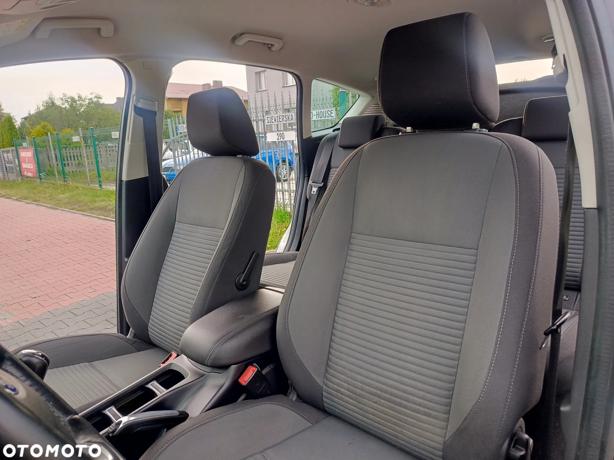 Ford C-MAX 1.0 EcoBoost Start-Stopp-System SYNC Edition - 19