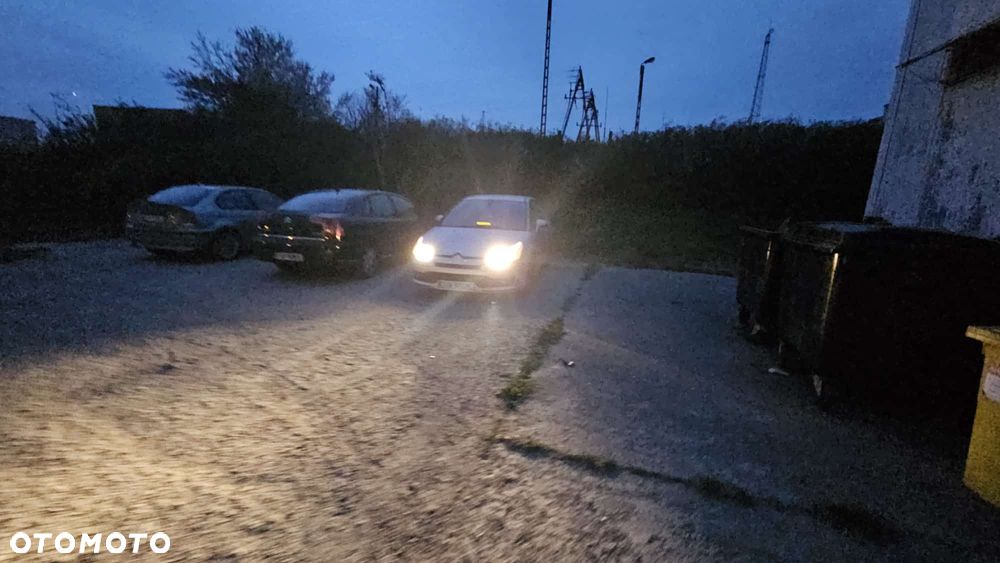 Citroën C4 1.6 16V VTR Pack - 10