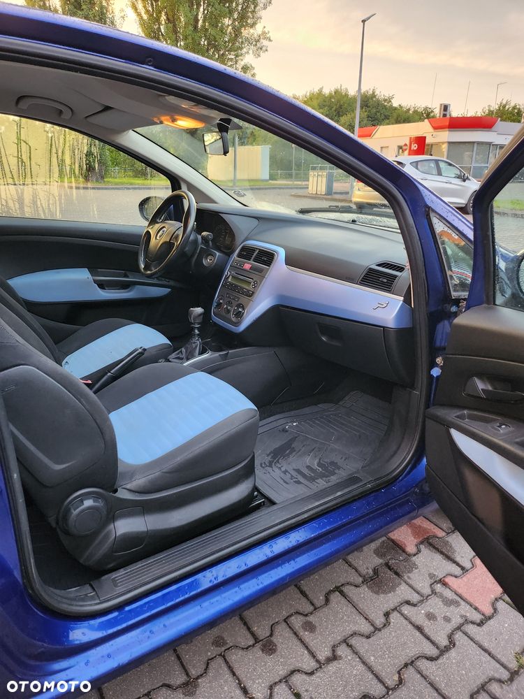 Fiat Grande Punto - 7