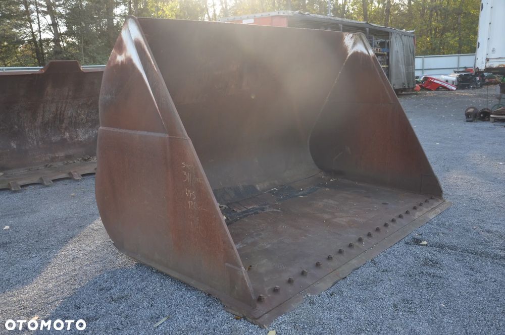 Łyżka  ładowarka Fadroma Wielka - 1