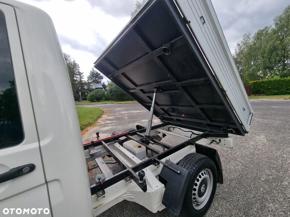 Volkswagen T5 - 18