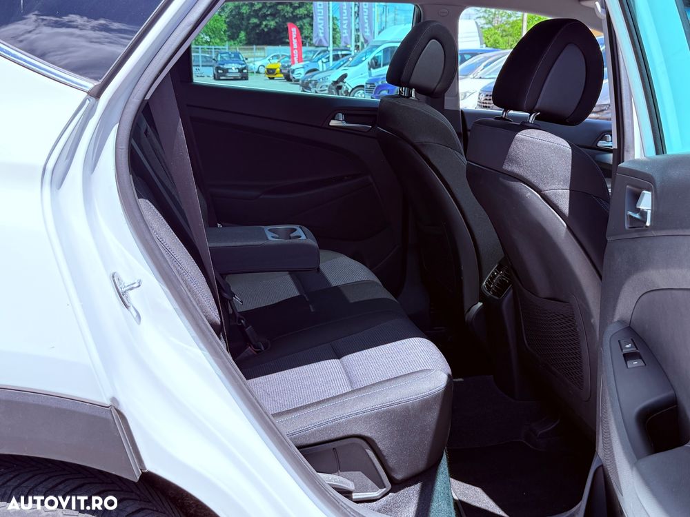 Hyundai Tucson blue 1.7 CRDi 2WD DCT Premium - 21