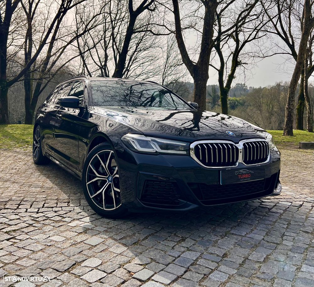 BMW 530 e Pack Desportivo M - 1
