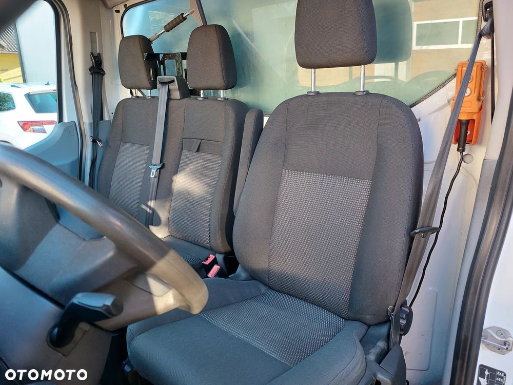 Ford TRANSIT - 11