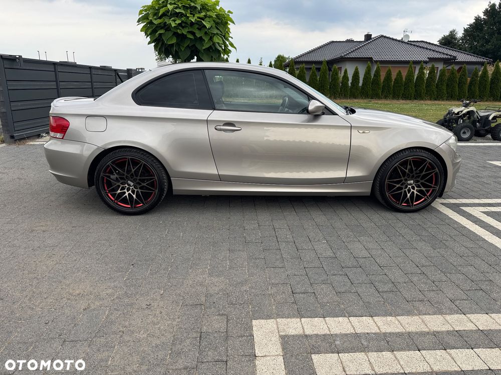 BMW Seria 1 120d DPF Edition Lifestyle - 11