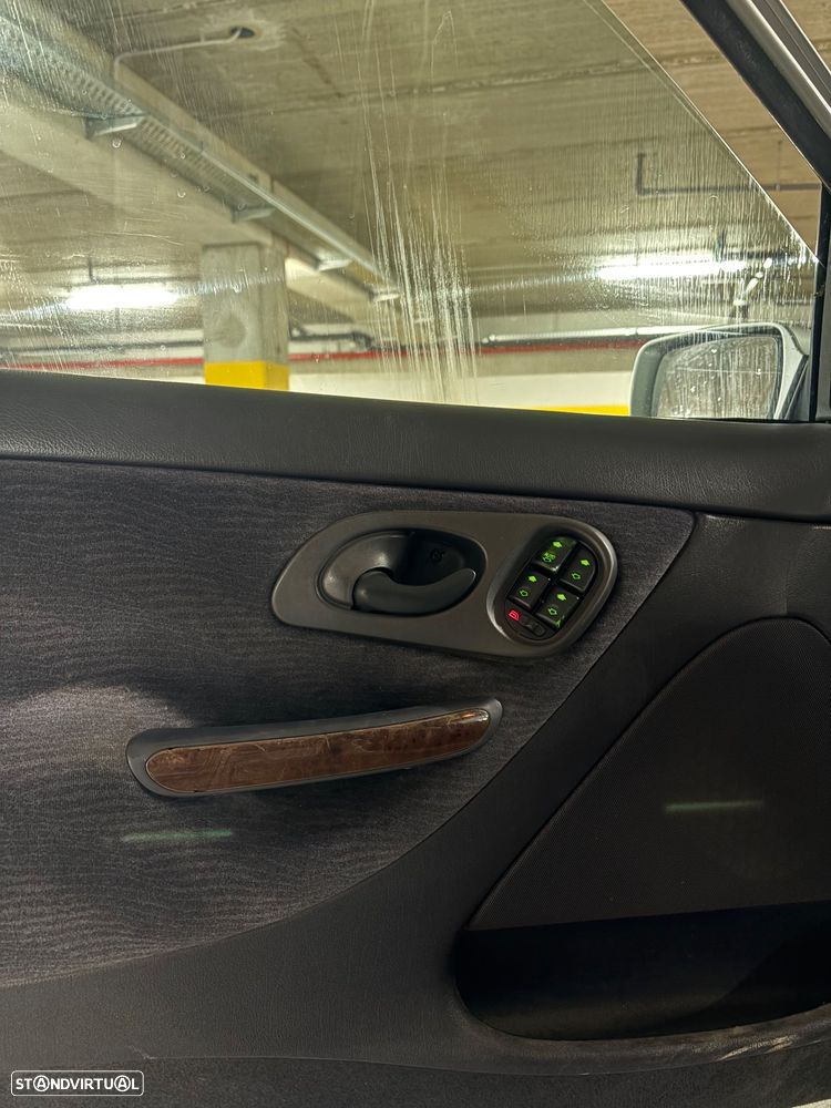 Ford Mondeo 1.8 TD Ghia - 5