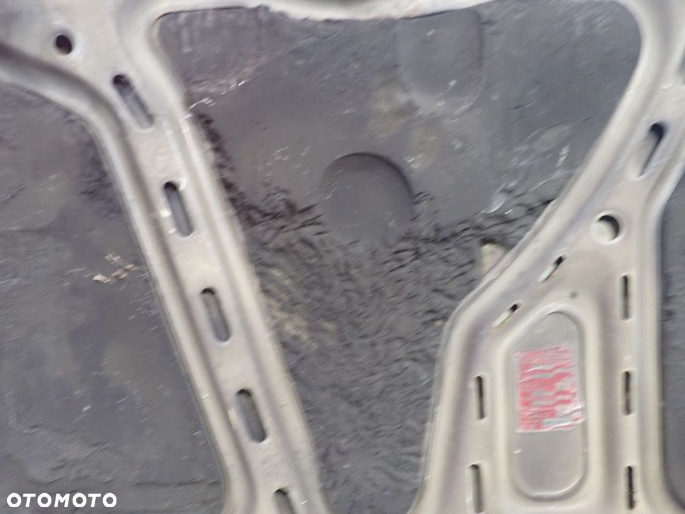 MASKA AUDI 80 B2 - 36