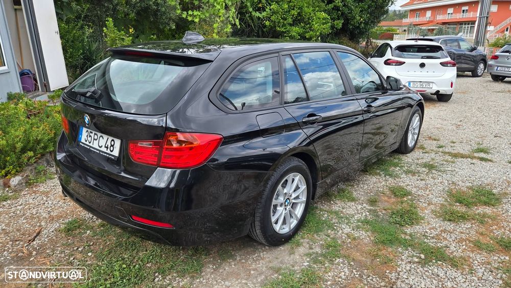BMW 320 d EfficientDynamics - 10