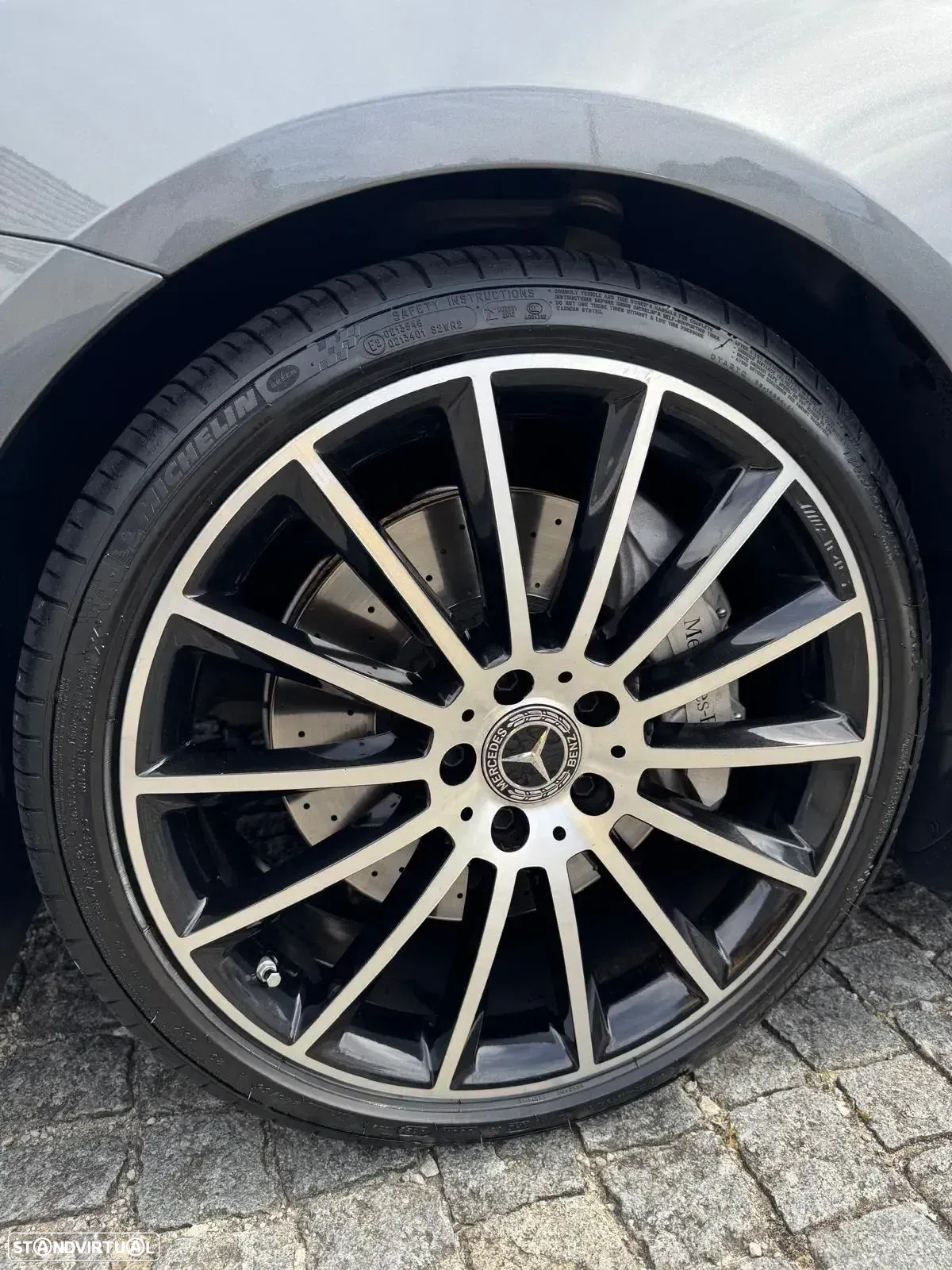 Mercedes-Benz E 300 Coupe 9G-TRONIC AMG Line - 13