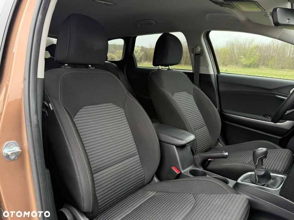 Kia Ceed 1.5 T-GDI Business Line - 18