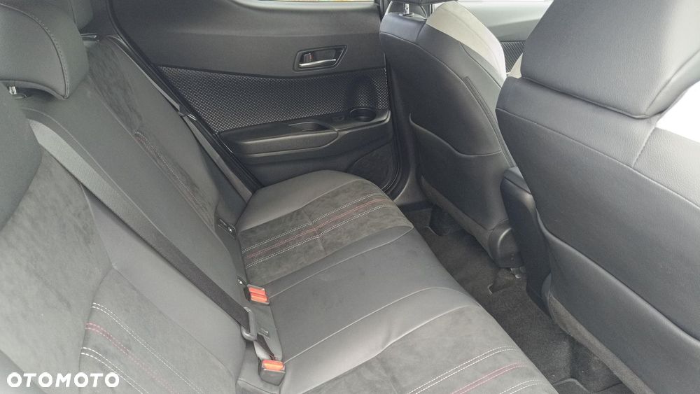 Toyota C-HR 2.0 Hybrid GR Sport - 11