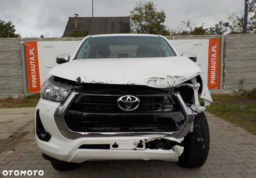 Toyota Hilux - 2