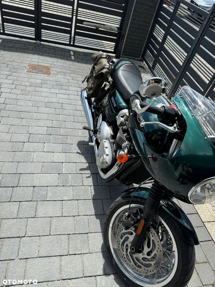 Triumph Thruxton - 9