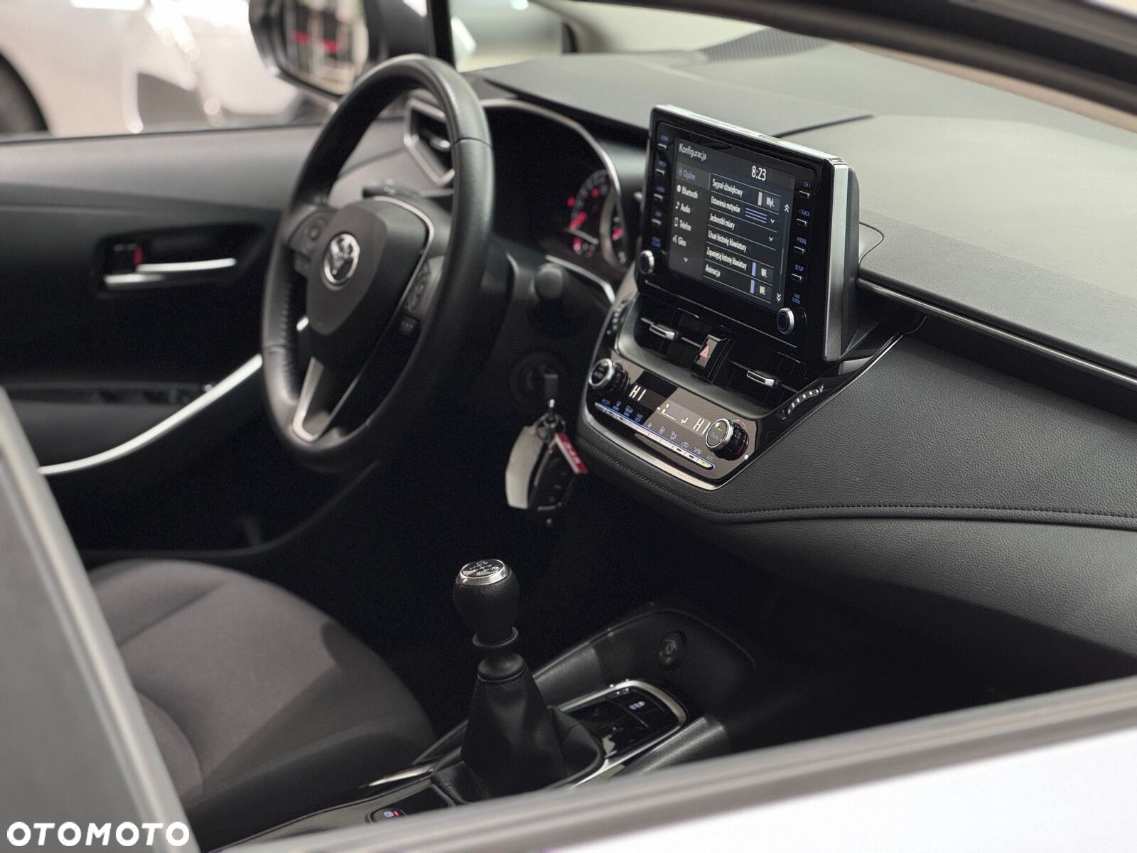 Toyota Corolla 1.5 Comfort - 38