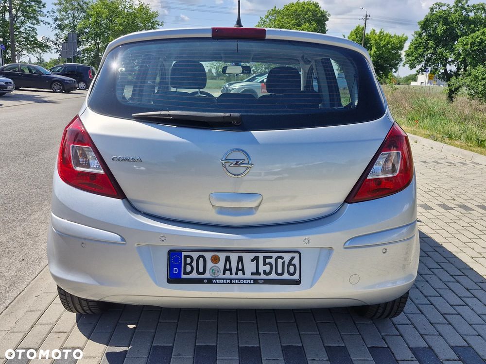 Opel Corsa 1.4 16V Active - 6