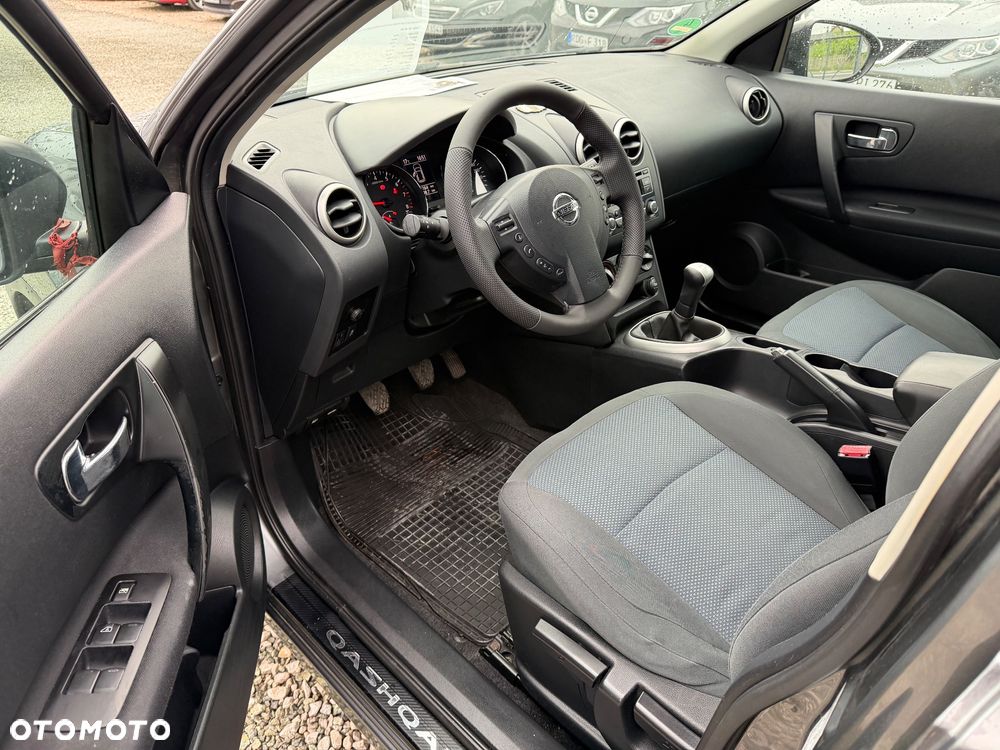 Nissan Qashqai 1.6 Visia - 23
