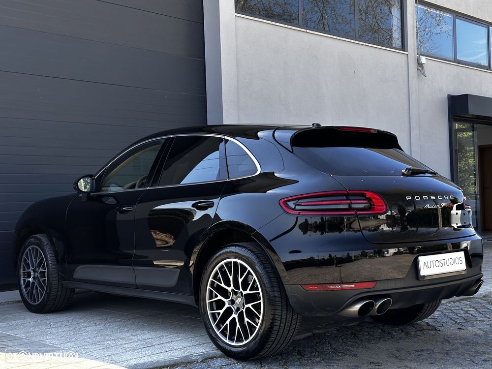 Porsche Macan S - 17