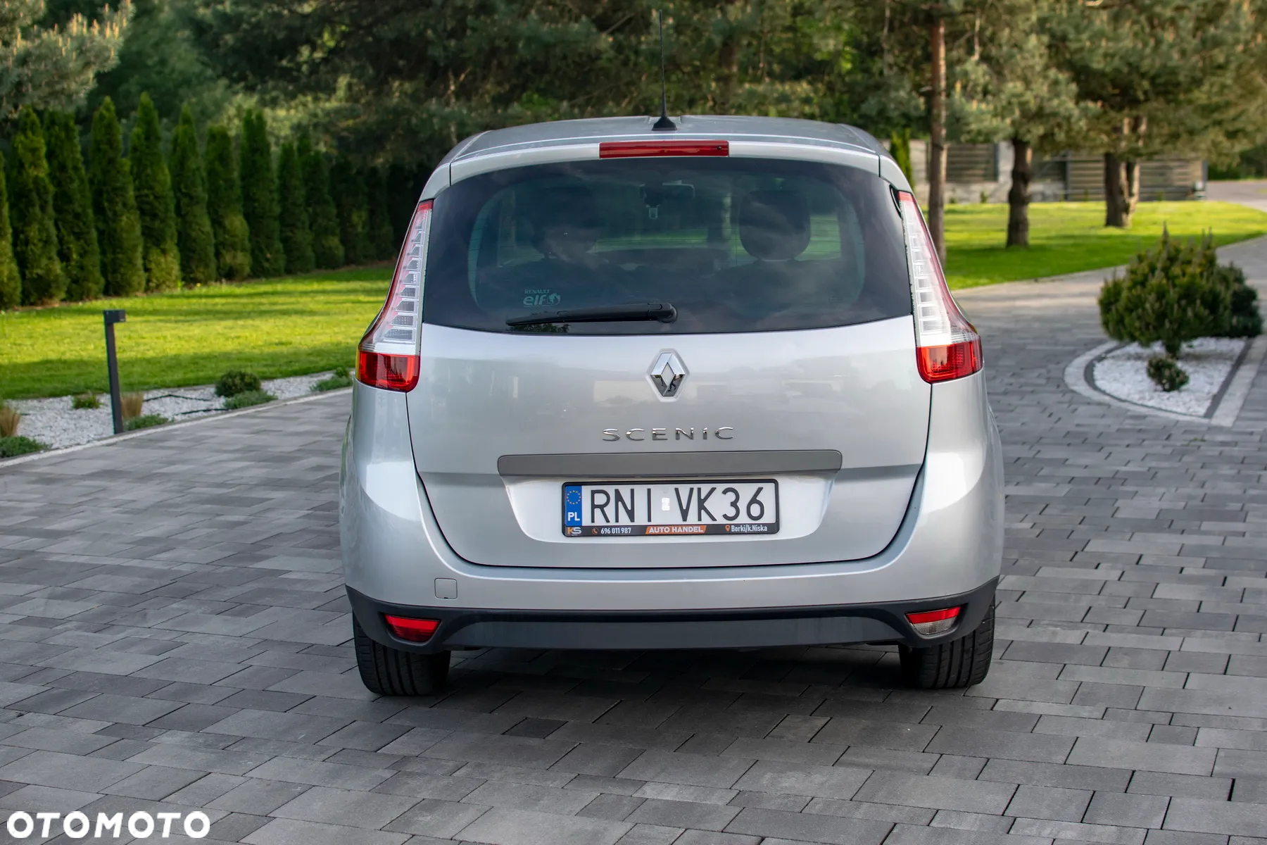 Renault Grand Scenic - 24