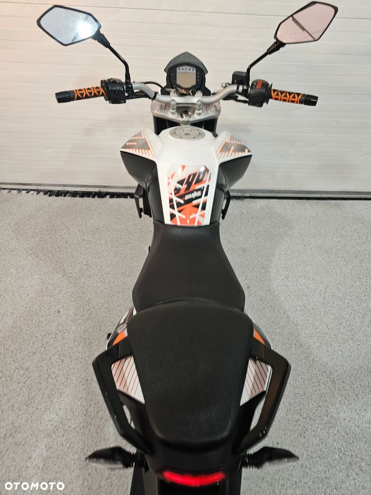 KTM Duke - 28