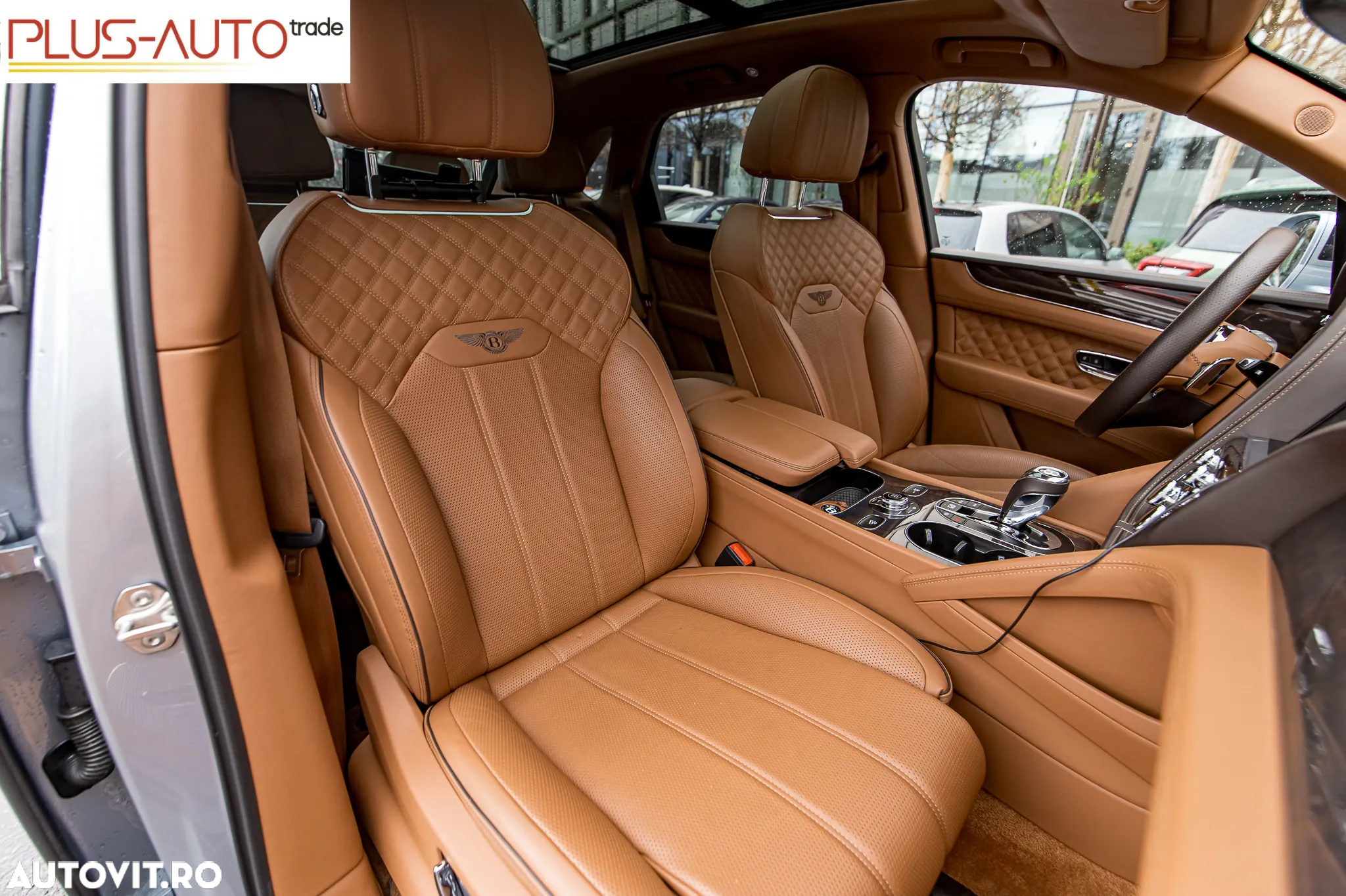 Bentley Bentayga - 36