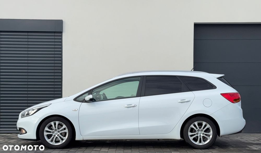 Kia Ceed 1.6 GDI Vision - 4