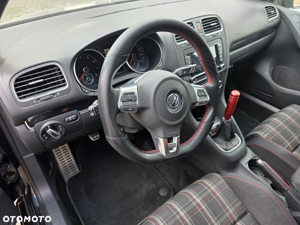 Volkswagen Golf 2.0 GTI - 15