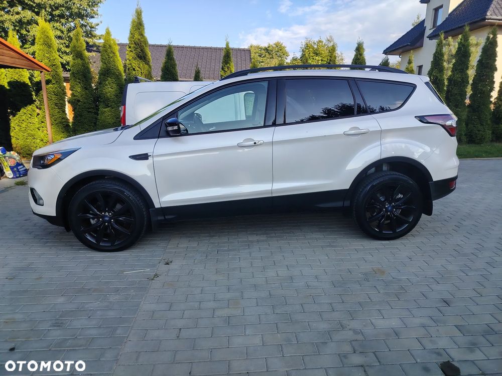 Ford Kuga 2018 photo 2