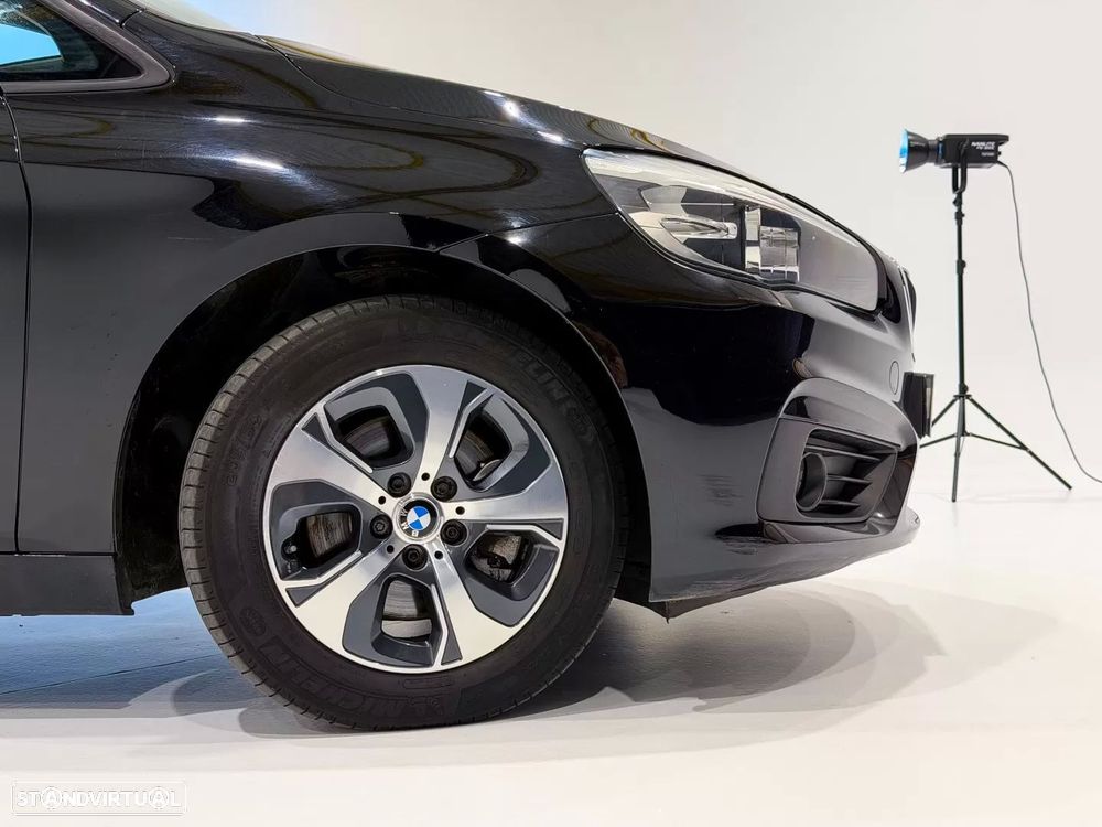 BMW 218 Gran Tourer d 7L Line Sport - 12