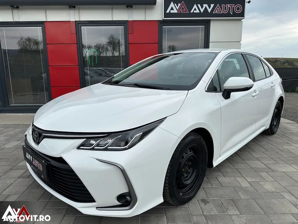 Toyota Corolla - 1