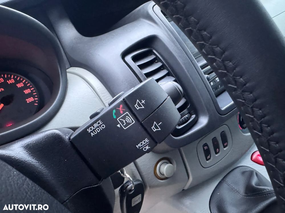 Opel Vivaro L2H1 - 22