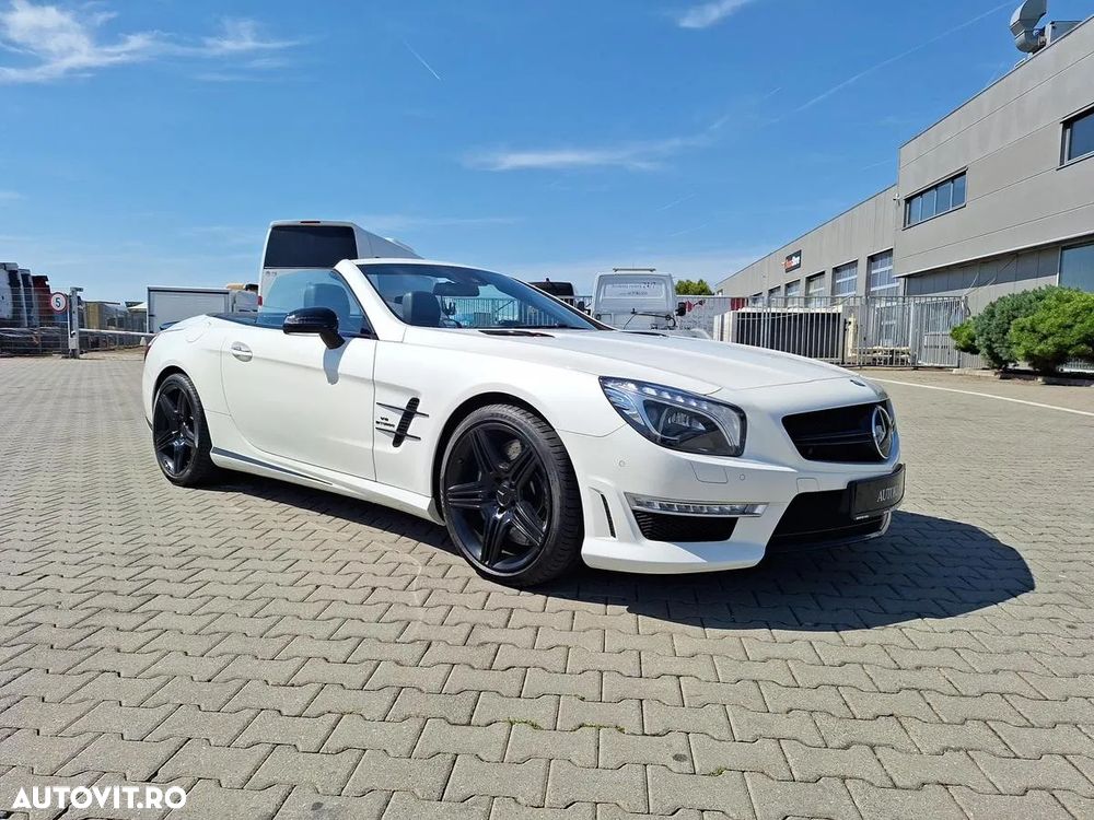 Mercedes-Benz AMG SL Roadster - 17