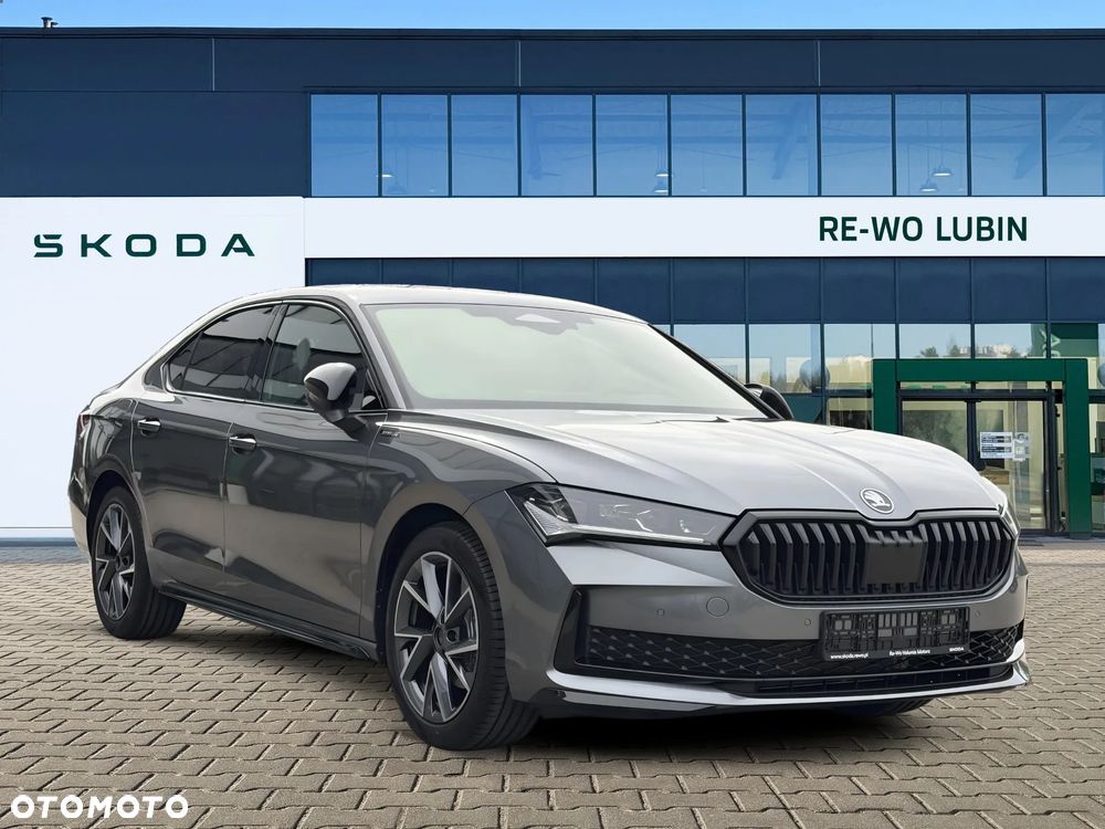 Skoda Superb 1.5 TSI Sportline DSG - 4