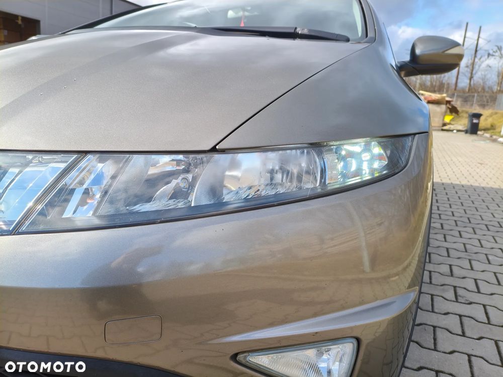 Honda Civic 1.8 Comfort - 13